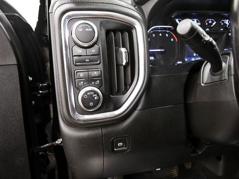 Used 2021 GMC Sierra 3500 SLE w/ SLE Value Package image 19