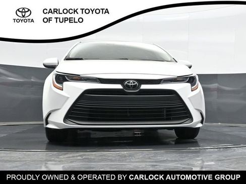 Used 2025 Toyota Corolla LE FWD image 41