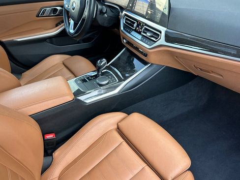 Used 2021 BMW 330i Sedan w/ Convenience Package RWD image 14