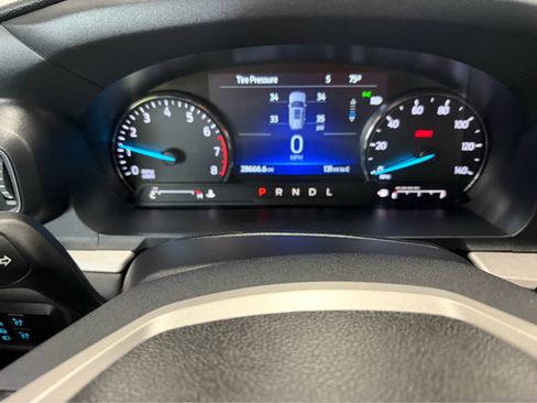 Used 2023 Ford Explorer XLT w/ Equipment Group 202A AWD/4WD image 13