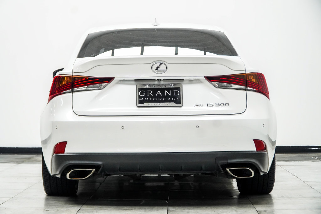 Used 2020 Lexus IS 300 AWD w/ Premium Package image 14