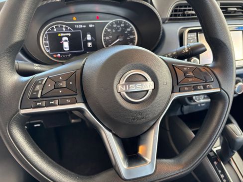 Used 2025 Nissan Versa SV FWD image 28