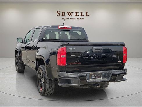 Used 2022 Chevrolet Colorado LT w/ Redline Special Edition image 3