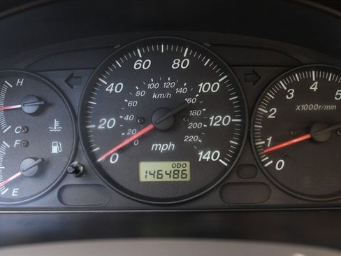 Used 2003 MAZDA Protege FWD image 7
