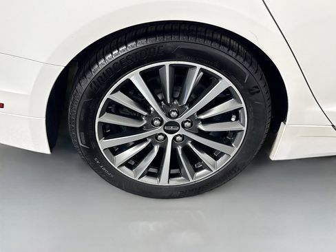 Used 2019 Lincoln MKZ Reserve image 33