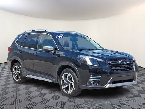 Used 2024 Subaru Forester Touring AWD/4WD image 1