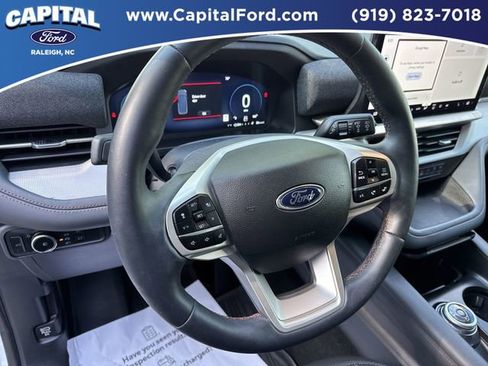 Certified 2025 Ford Explorer Active w/ Active Comfort Package AWD/4WD image 24