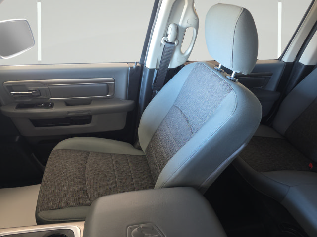 Used 2017 RAM 1500 Big Horn AWD/4WD image 19