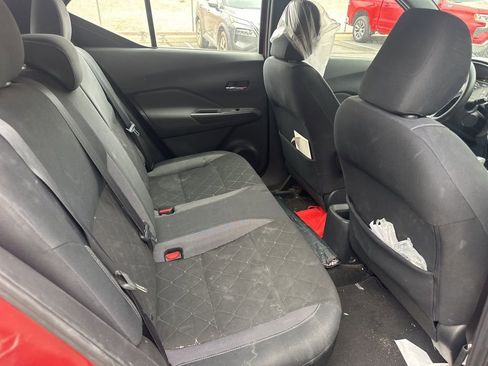 Used 2018 Nissan Kicks SV w/ Exterior Package image 6