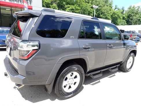 Used 2024 Toyota 4Runner SR5 Premium w/ Moonroof Package AWD/4WD image 4