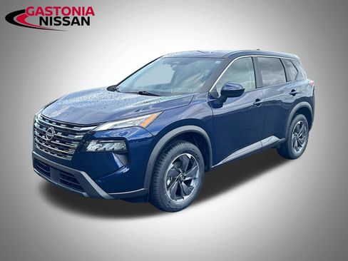 Used 2025 Nissan Rogue SV FWD image 3