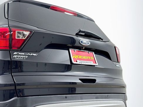 Used 2019 Ford Escape Titanium image 24