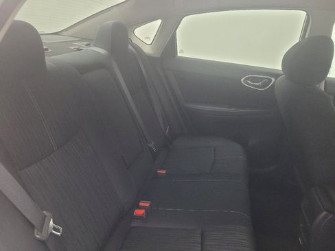 Used 2018 Nissan Sentra SV image 19