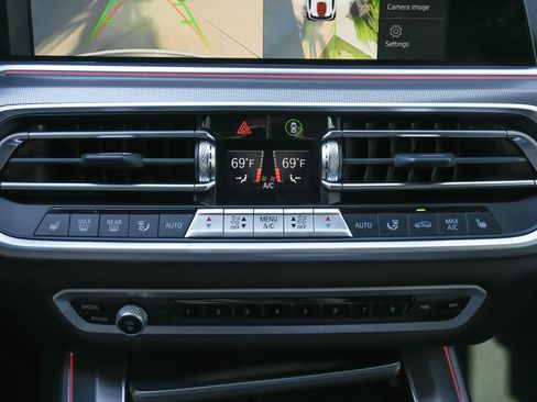 Used 2023 BMW X5 sDrive40i w/ Premium Package image 14