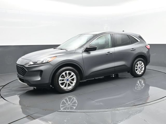 Used 2022 Ford Escape SE w/ Cold Weather Package AWD/4WD image 1