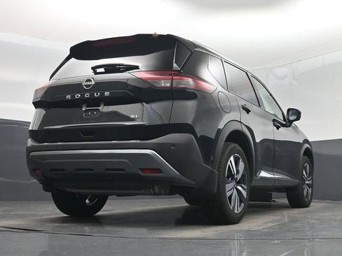 Used 2023 Nissan Rogue SL w/ SL Premium Package image 50