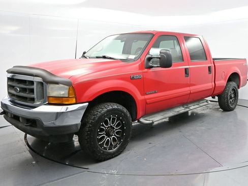 Used 2001 Ford F250 Lariat image 3