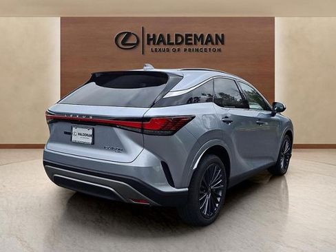 New 2026 Lexus RX 450h AWD image 6