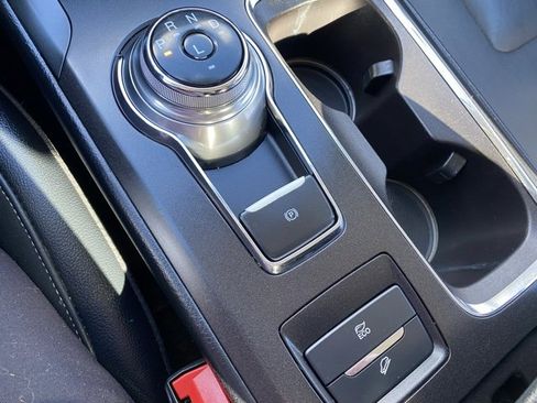 Used 2017 Ford Fusion Titanium image 19