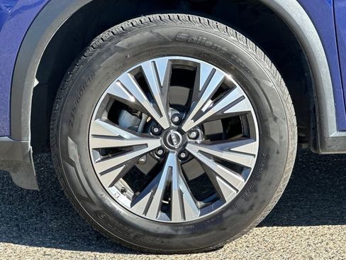 Used 2023 Nissan Rogue SV image 26