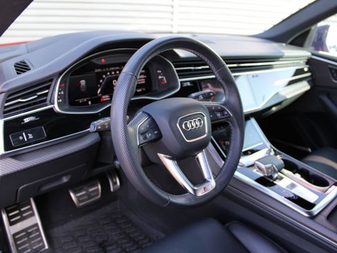 Used 2024 Audi SQ8 Prestige image 11
