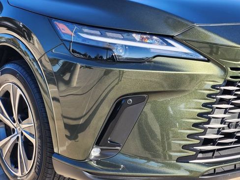 Used 2025 Lexus RX 350 FWD w/ Technology Package image 6