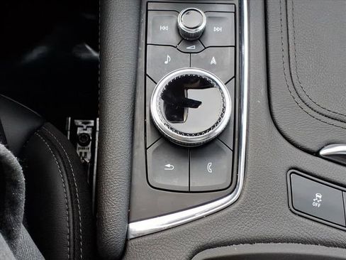 Used 2023 Cadillac XT6 Sport w/ Technology Package image 28