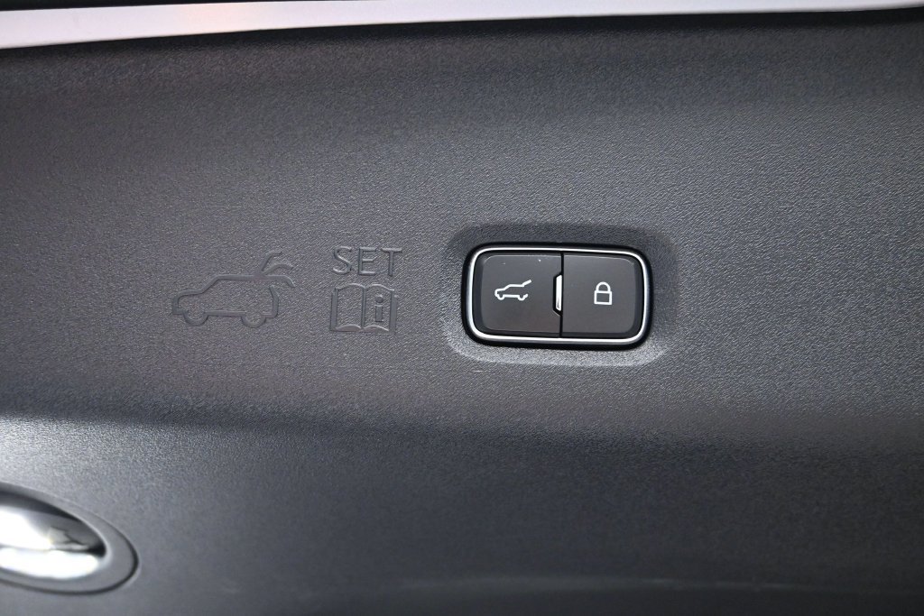 Used 2025 Ford Expedition Max Platinum AWD/4WD image 26