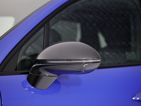 New 2025 Porsche Cayenne GTS image 11