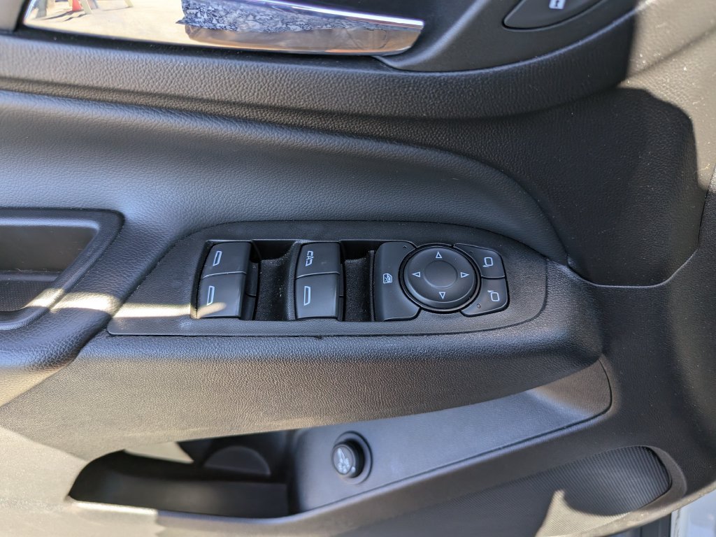 Used 2023 Chevrolet Equinox LT FWD image 22
