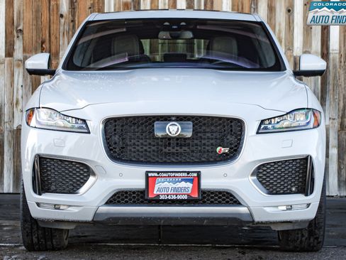 Used 2017 Jaguar F-PACE S image 6