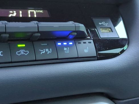 New 2026 Toyota Tundra Platinum AWD/4WD image 22