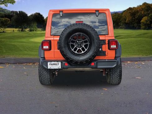 Used 2023 Jeep Wrangler Unlimited Sport image 5