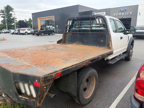 Used 2021 Ford F550 4x4 SuperCab Super Duty w/ Power Equipment Group image 9