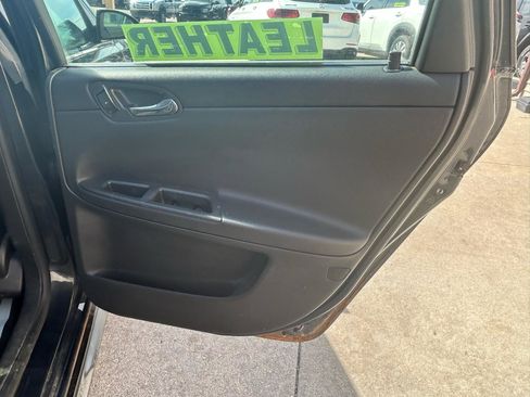Used 2014 Chevrolet Impala LTZ FWD image 15