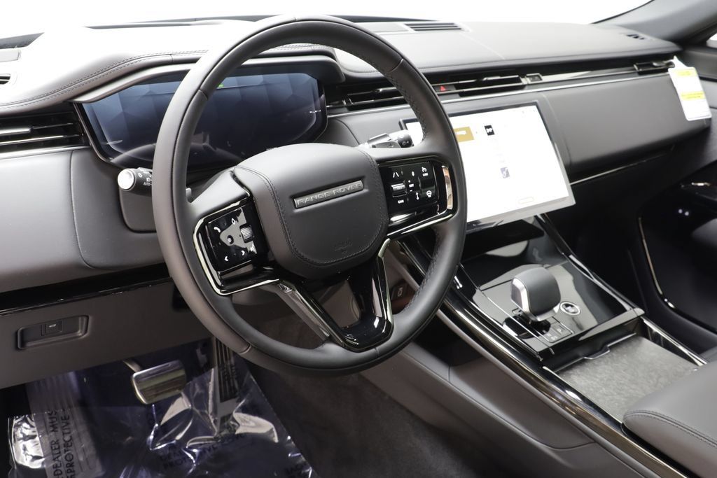 New 2027 Land Rover Range Rover Sport Dynamic SE AWD/4WD image 8