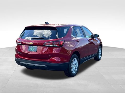 Certified 2024 Chevrolet Equinox LT FWD image 2