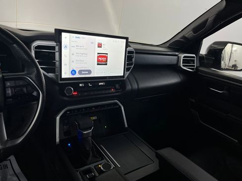 Used 2024 Toyota Tundra Platinum image 44