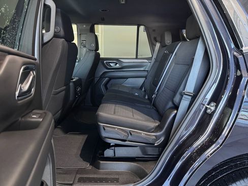 Used 2023 Chevrolet Tahoe LS AWD/4WD image 12