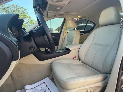 Used 2017 INFINITI Q50 3.0t Premium w/ Driver Assistance Package AWD/4WD image 20