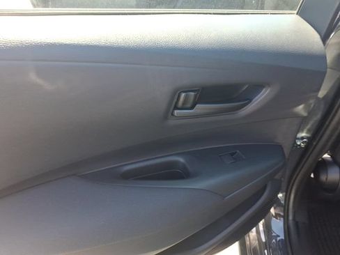 Used 2026 Toyota Corolla LE FWD image 6