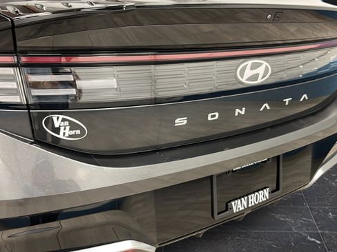 Used 2025 Hyundai Sonata SEL FWD image 36