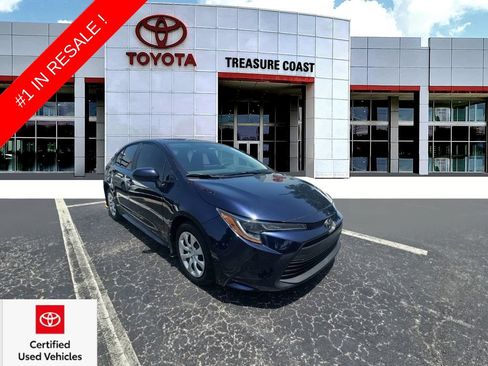 Used 2025 Toyota Corolla LE FWD image 1