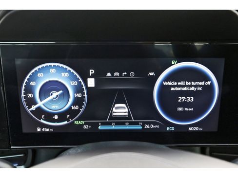 Certified 2025 Hyundai Elantra SEL image 16