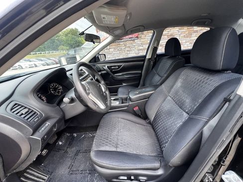 Used 2017 Nissan Altima 2.5 SV FWD image 16