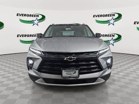 Used 2026 Chevrolet Blazer LT w/ Sound & Technology Package AWD/4WD image 8