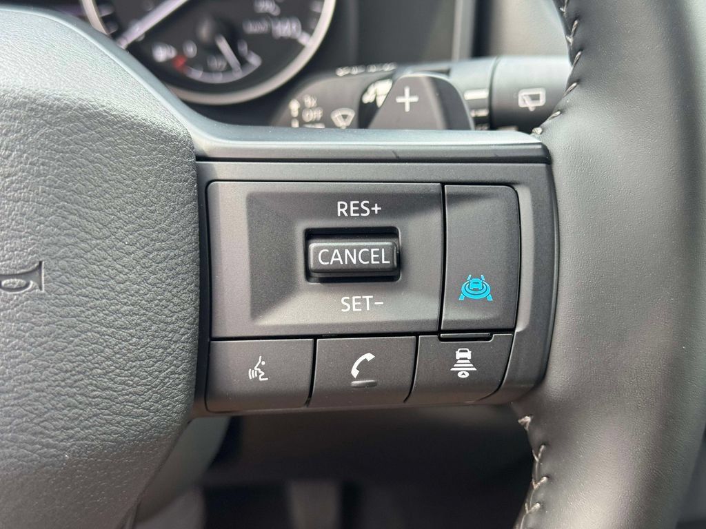 Certified 2026 Nissan Rogue SV AWD/4WD image 21