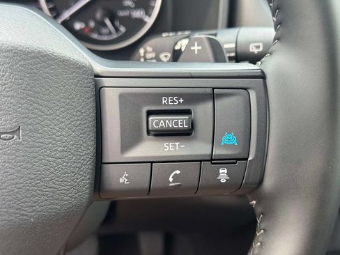 Certified 2026 Nissan Rogue SV AWD/4WD image 21