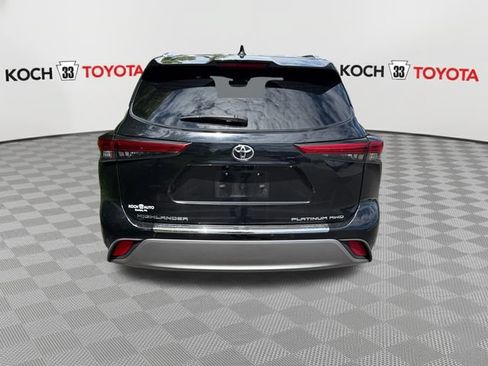 Used 2023 Toyota Highlander Platinum AWD/4WD image 7