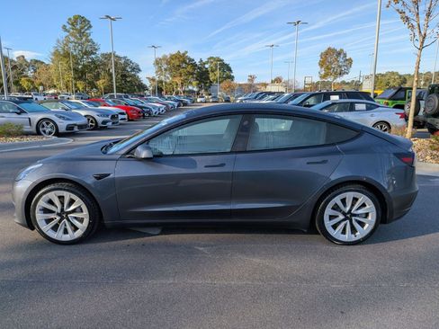 Used 2022 Tesla Model 3 Standard Range image 6